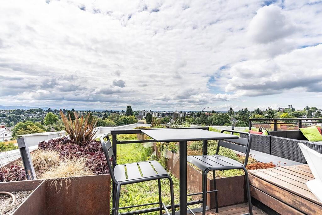 One Bedroom Luxury Apartment Seattle Exterior foto