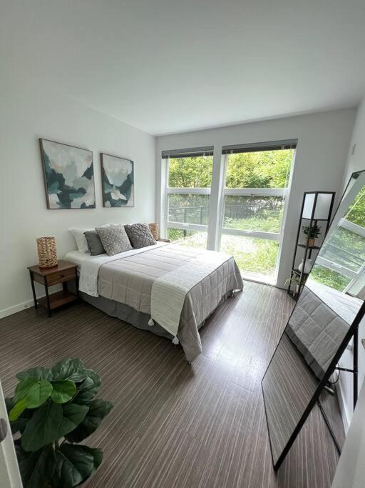 One Bedroom Luxury Apartment Seattle Exterior foto